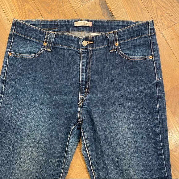 Levi’s 525 Bootcut Blue Distressed Denim Jeans Size 16 - Picture 7 of 10